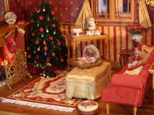 Christmas dollhouse